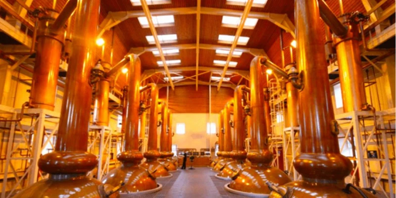 Copper whisky stills